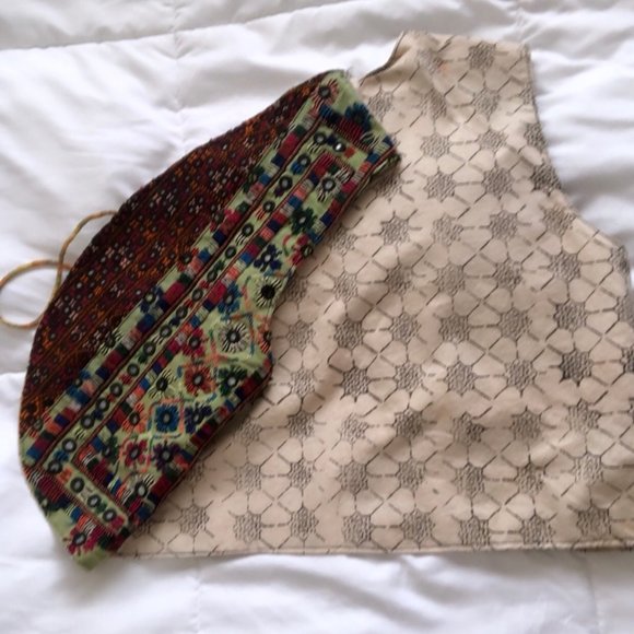 Pakistani Vest with tiny mirrors/silver plates - Picture 3 of 3